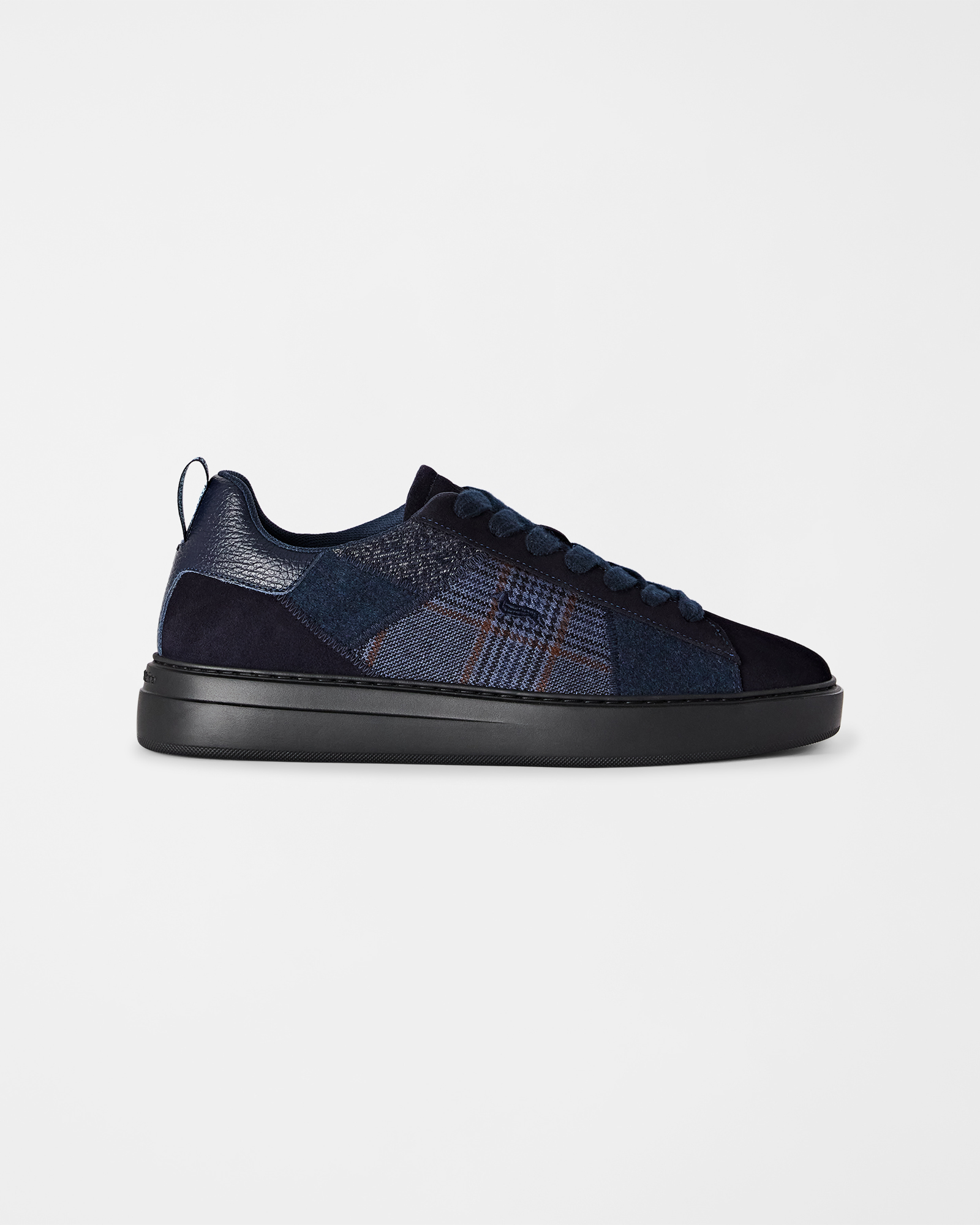 Sneaker Uomo in camoscio e patchwork di tessuti blu scuro