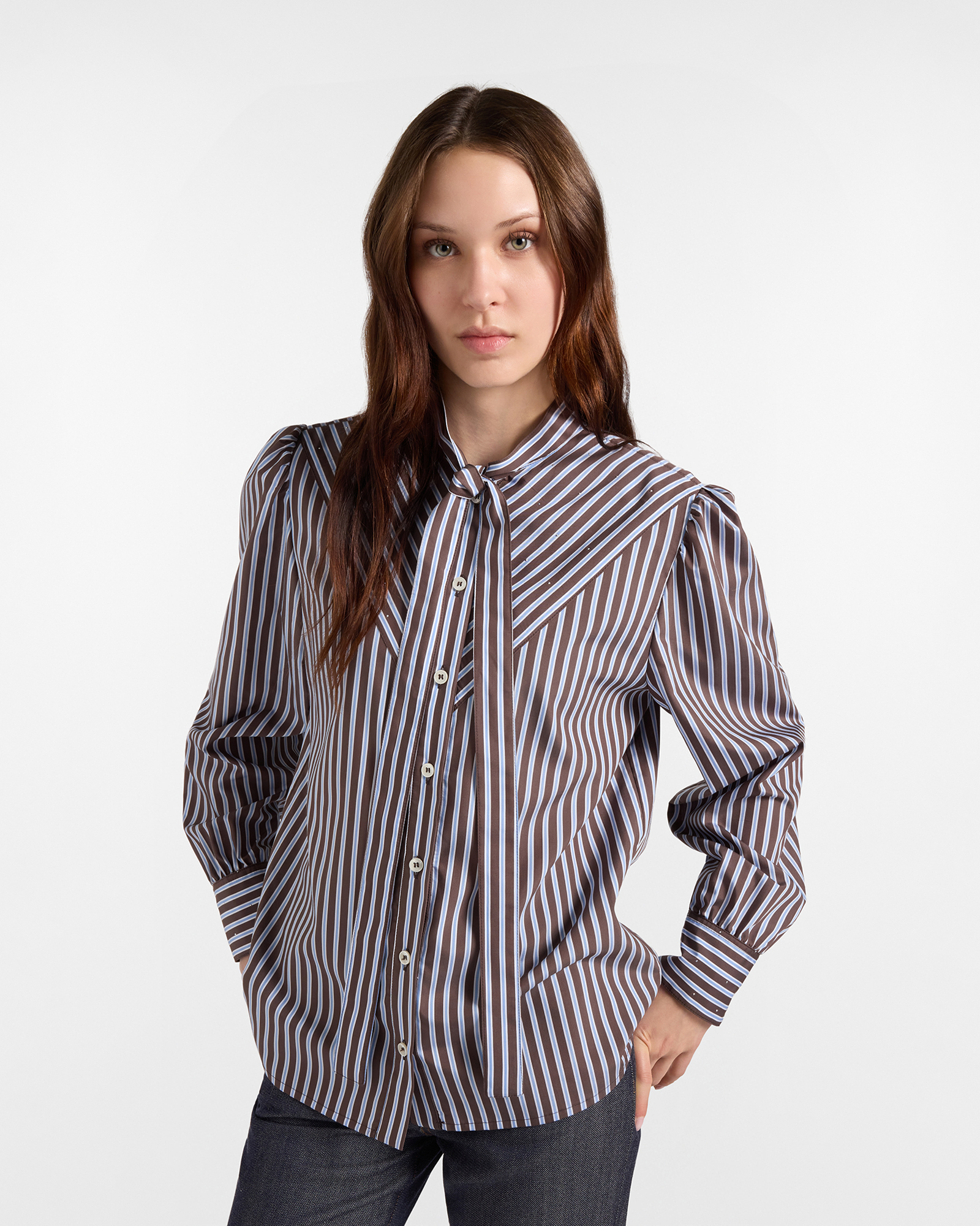 Camicia Donna a righe con collo a fiocco marrone Made in Italy