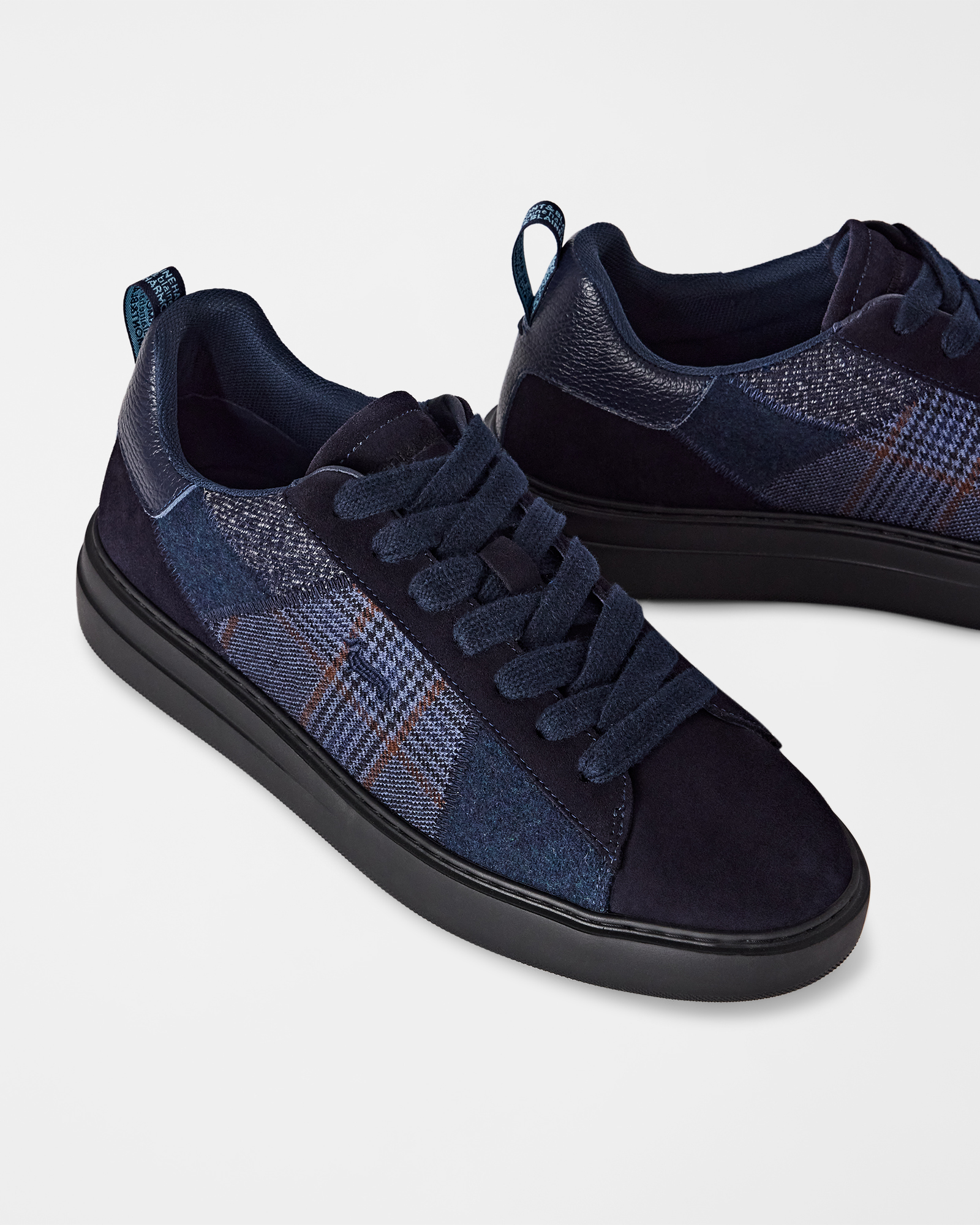 Sneaker Uomo in camoscio e patchwork di tessuti, BLU - BLU, large
