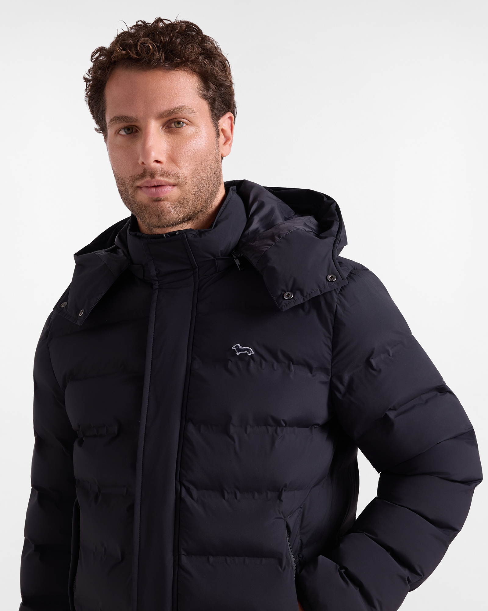Giubbino Uomo Lungo Trapuntato Con Cappuccio Staccabile In Nylon Tecnico, NERO, large